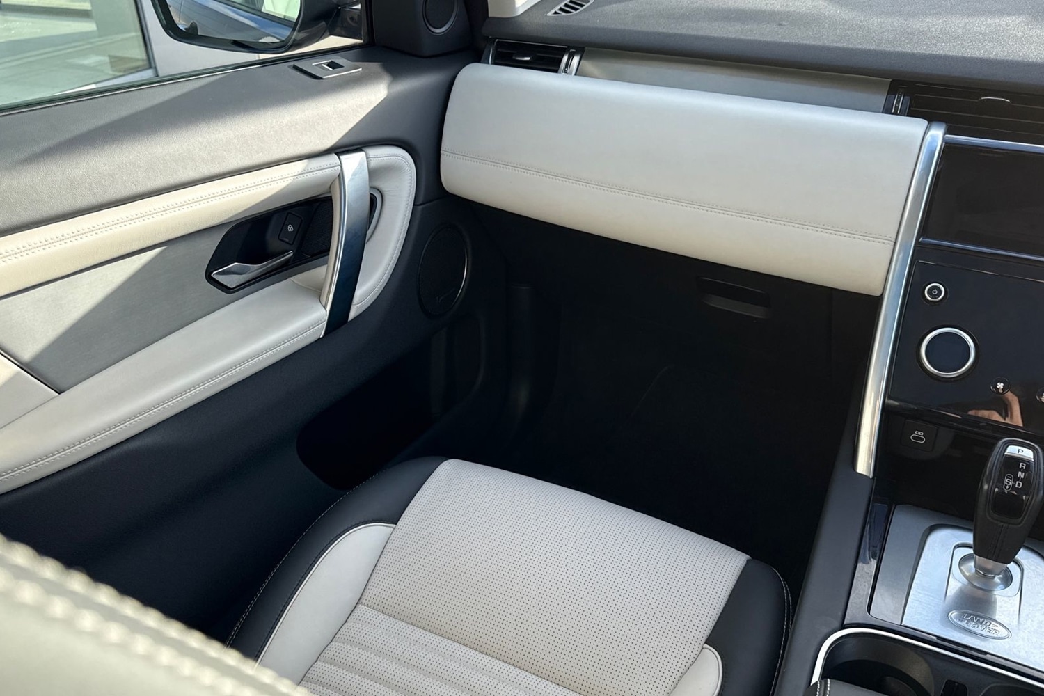 Used Land Rover Discovery Sport 2021 for sale - 77048471: Photo 41