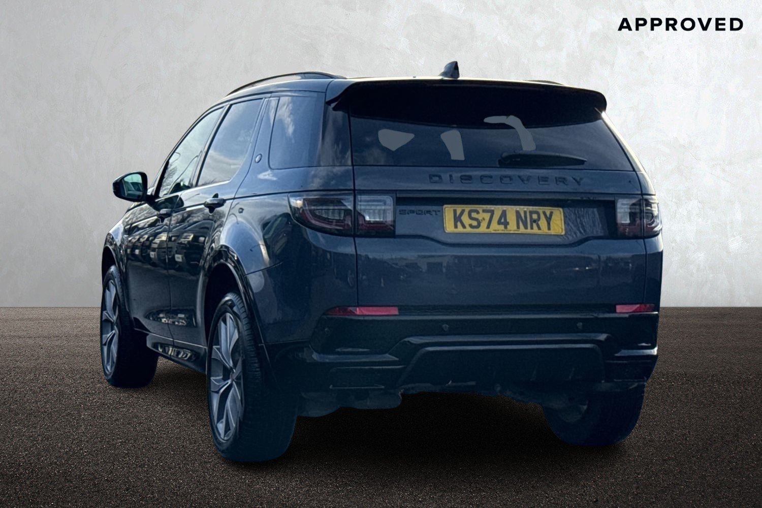 Used Land Rover Discovery Sport 2024 for sale - 76855031: Photo 2