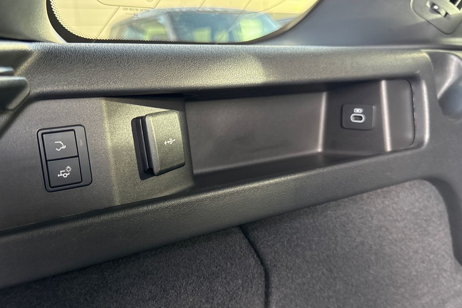 Used Land Rover Discovery Sport 2024 for sale - 76855031: Photo 28