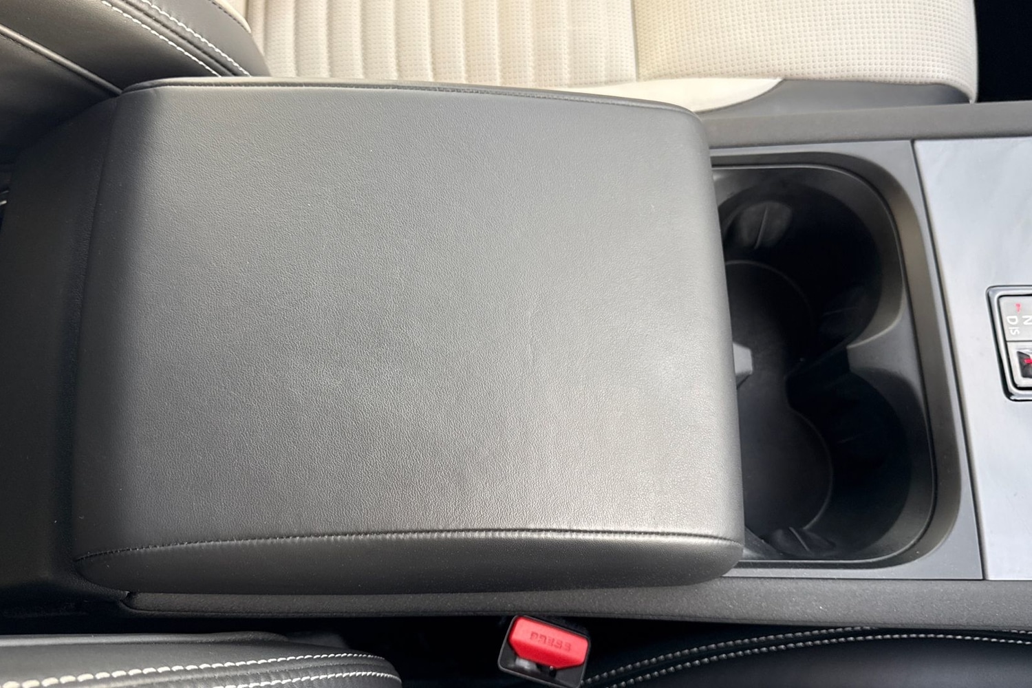 Used Land Rover Discovery Sport 2024 for sale - 76855031: Photo 47