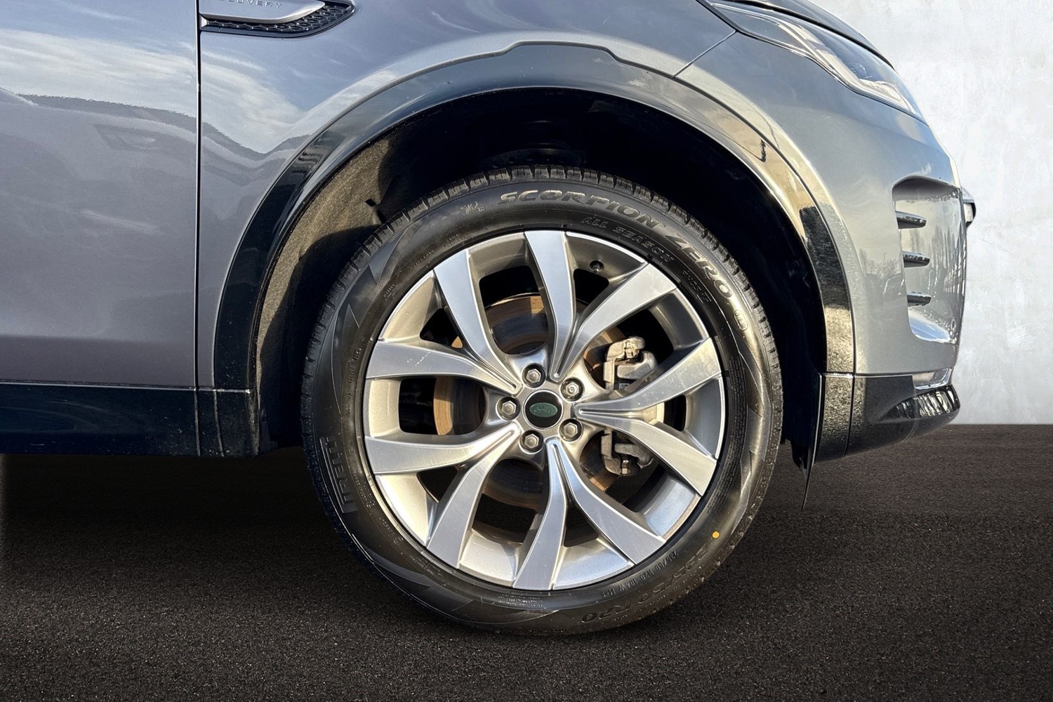 Used Land Rover Discovery Sport 2024 for sale - 76855031: Photo 9