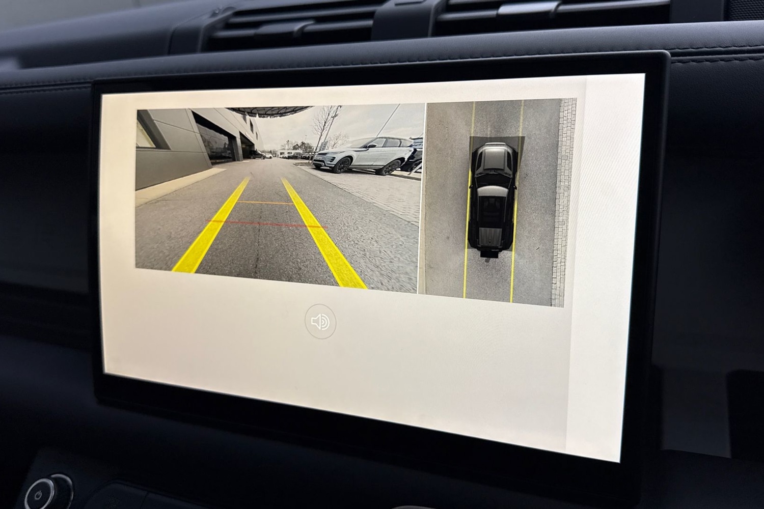 Used Land Rover Defender 110 2024 for sale - 77080026: Photo 12