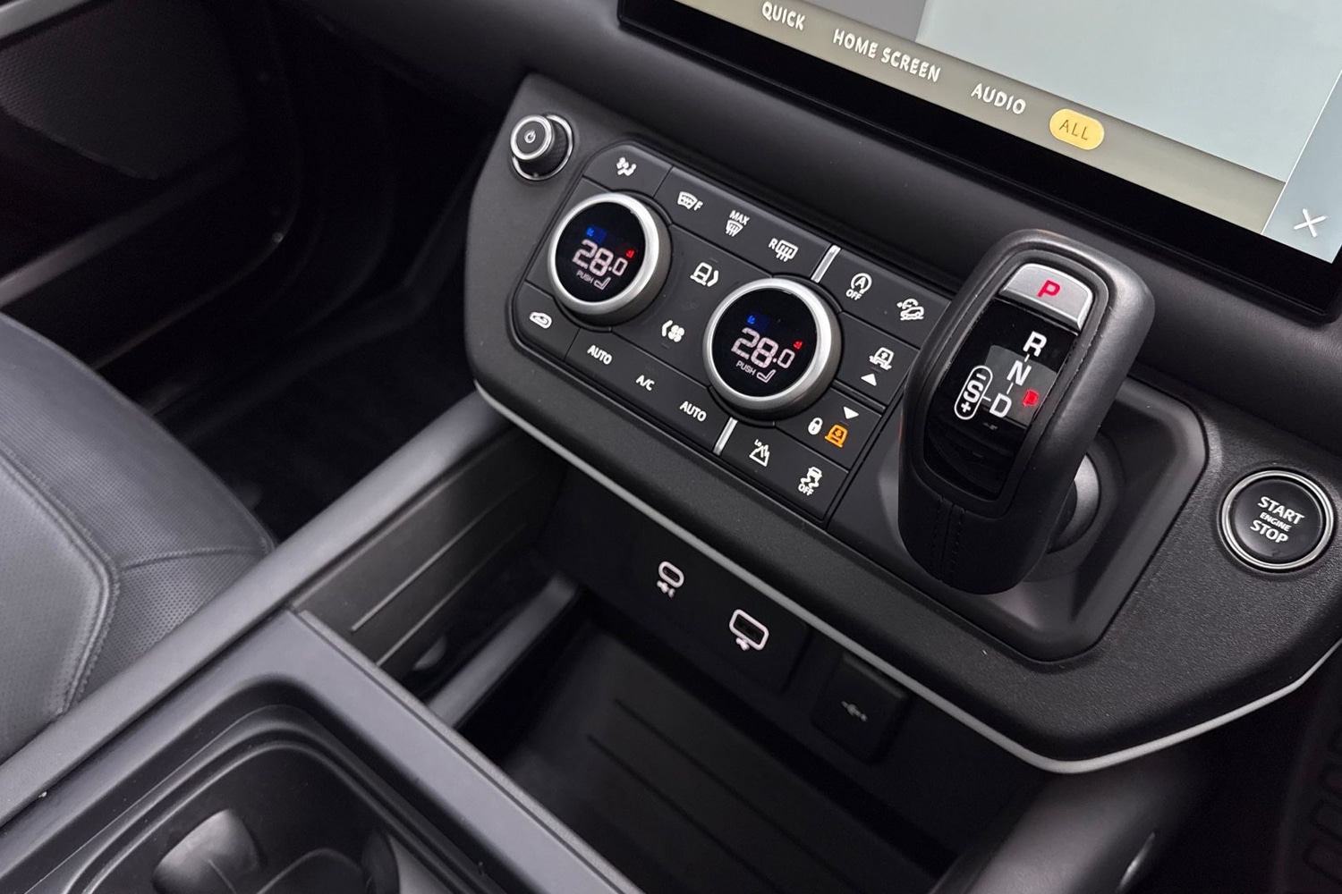 Used Land Rover Defender 110 2024 for sale - 77080026: Photo 13