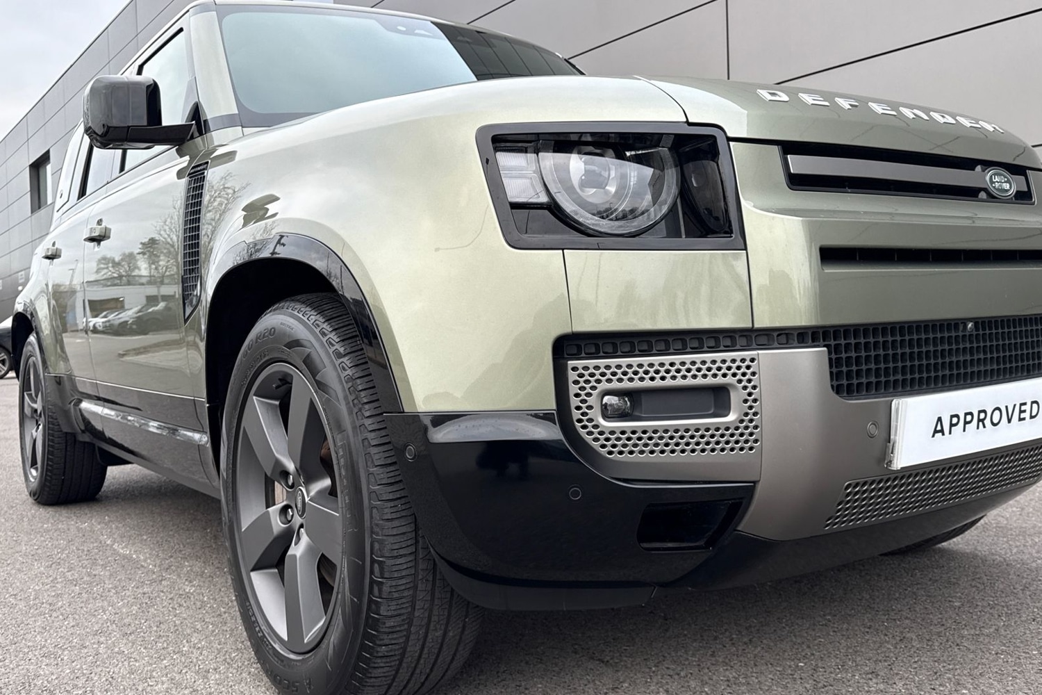 Used Land Rover Defender 110 2024 for sale - 77080026: Photo 30