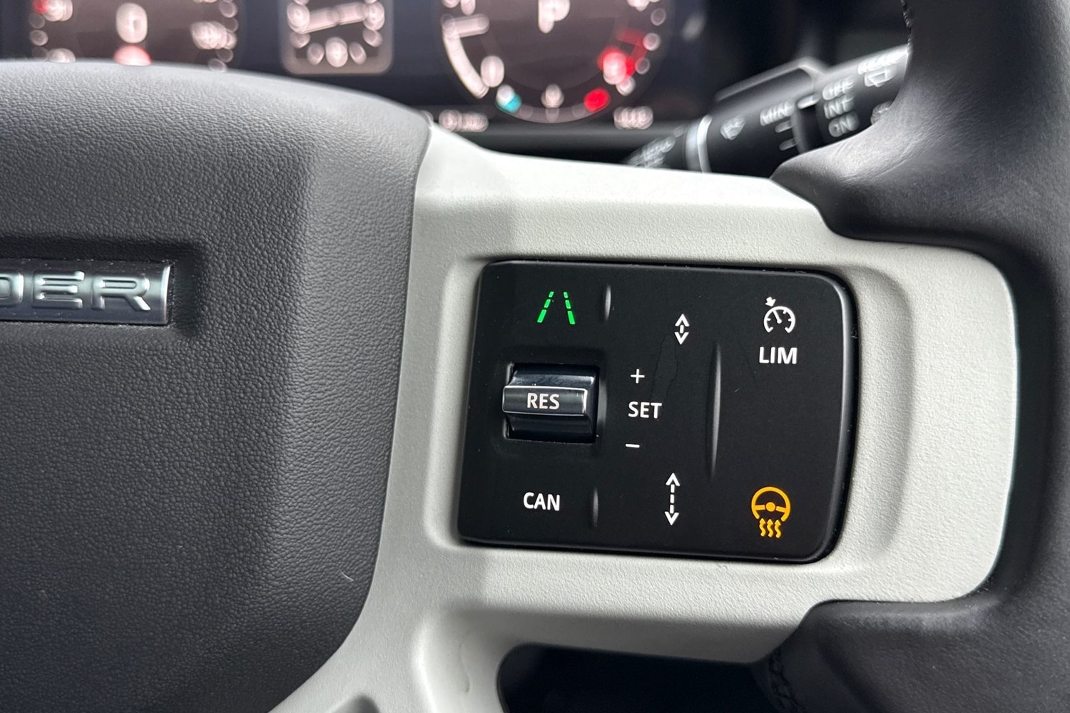 Used Land Rover Defender 110 2024 for sale - 77080026: Photo 44