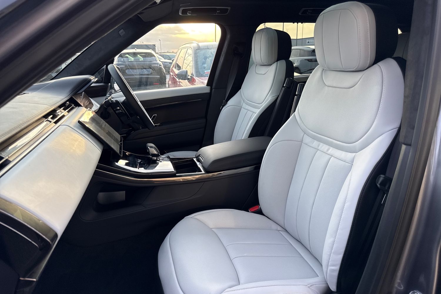 Used Land Rover Range Rover Sport 2025 for sale - 76330795: Photo 11