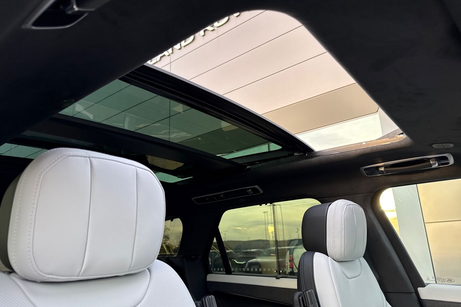 Used Land Rover Range Rover Sport 2025 for sale - 76330795: Photo 31