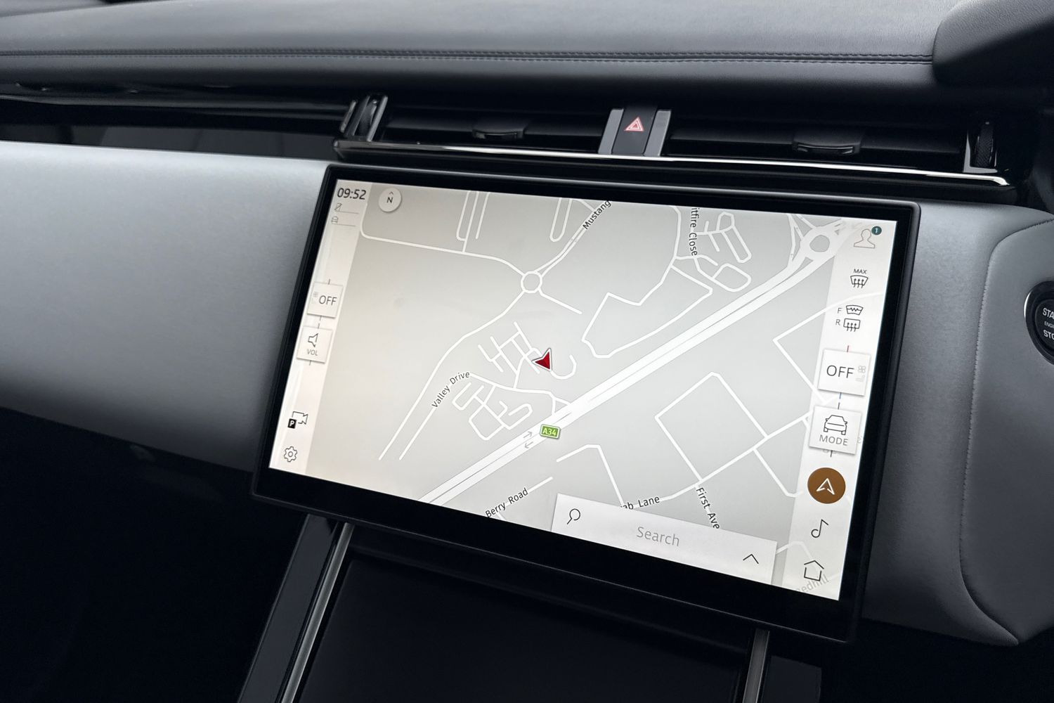 Used Land Rover Range Rover Velar 2025 for sale - 76416705: Photo 14