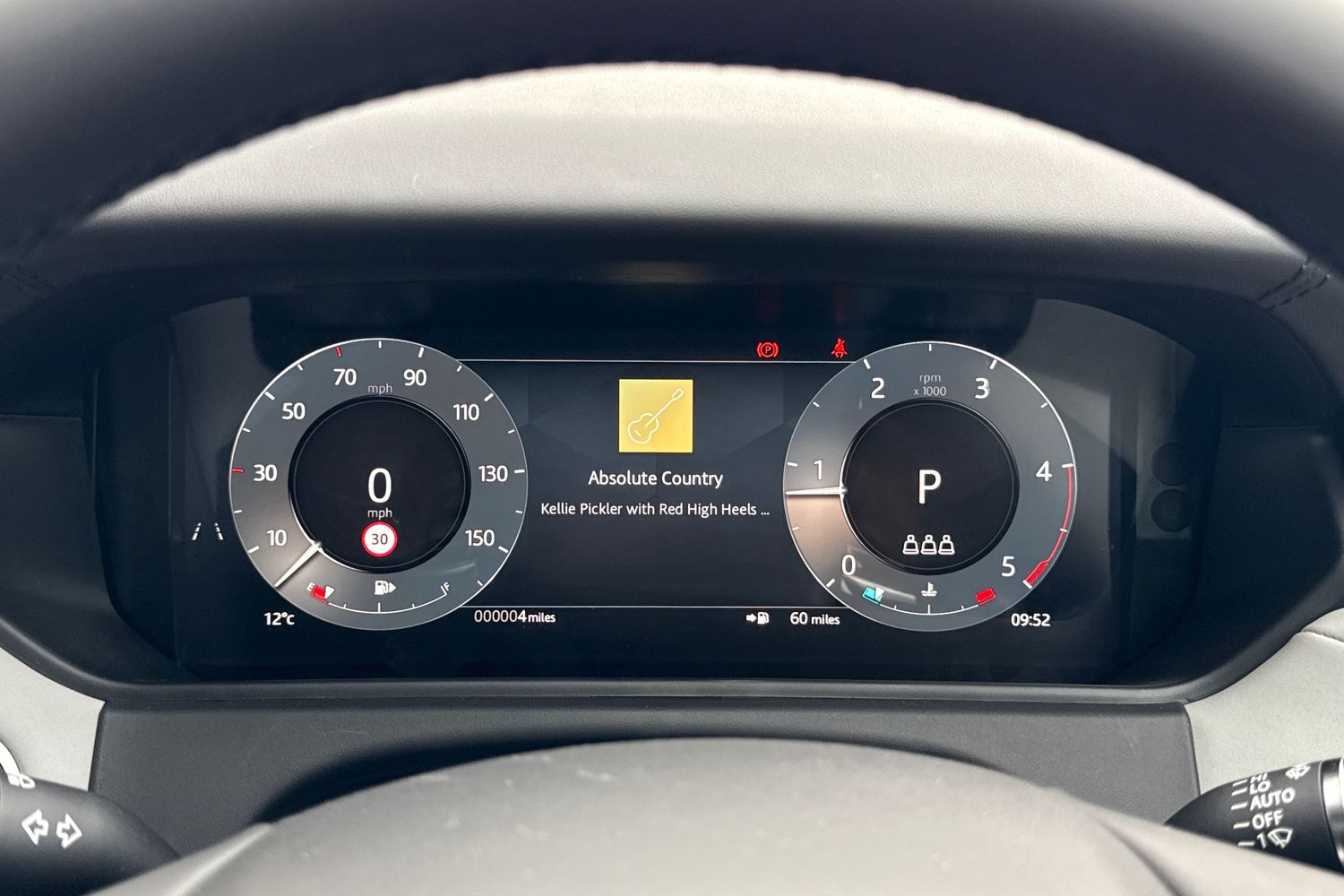 Used Land Rover Range Rover Velar 2025 for sale - 76416705: Photo 15