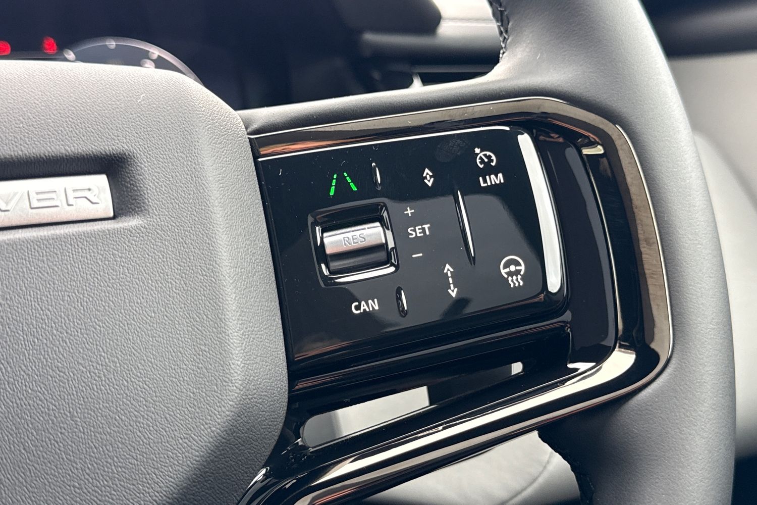 Used Land Rover Range Rover Velar 2025 for sale - 76416705: Photo 18