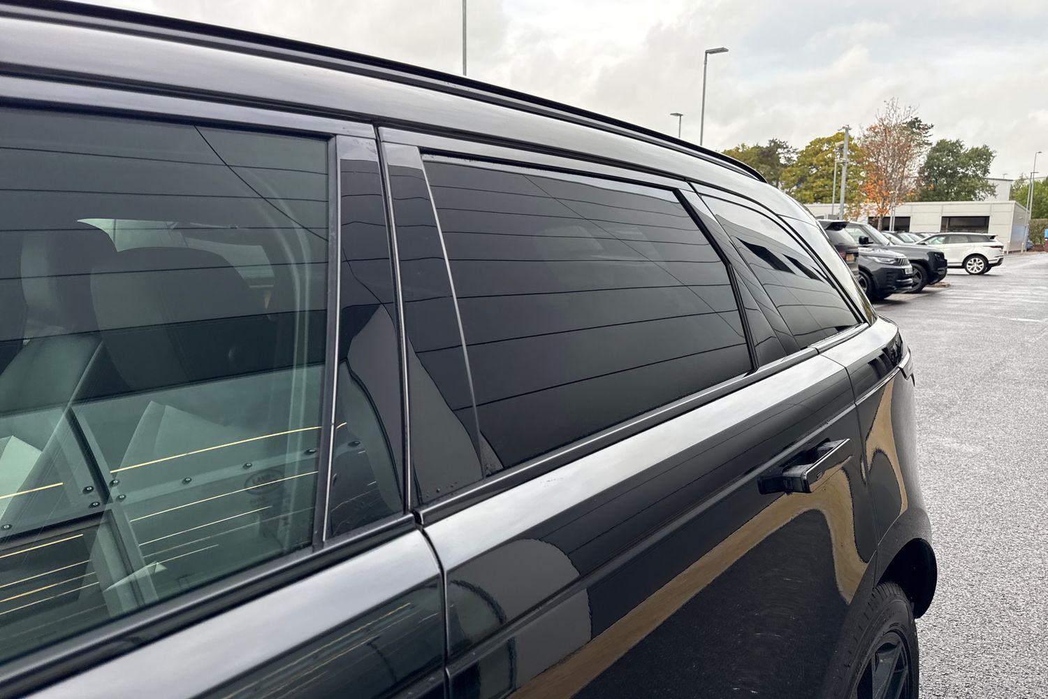 Used Land Rover Range Rover Velar 2025 for sale - 76416705: Photo 22