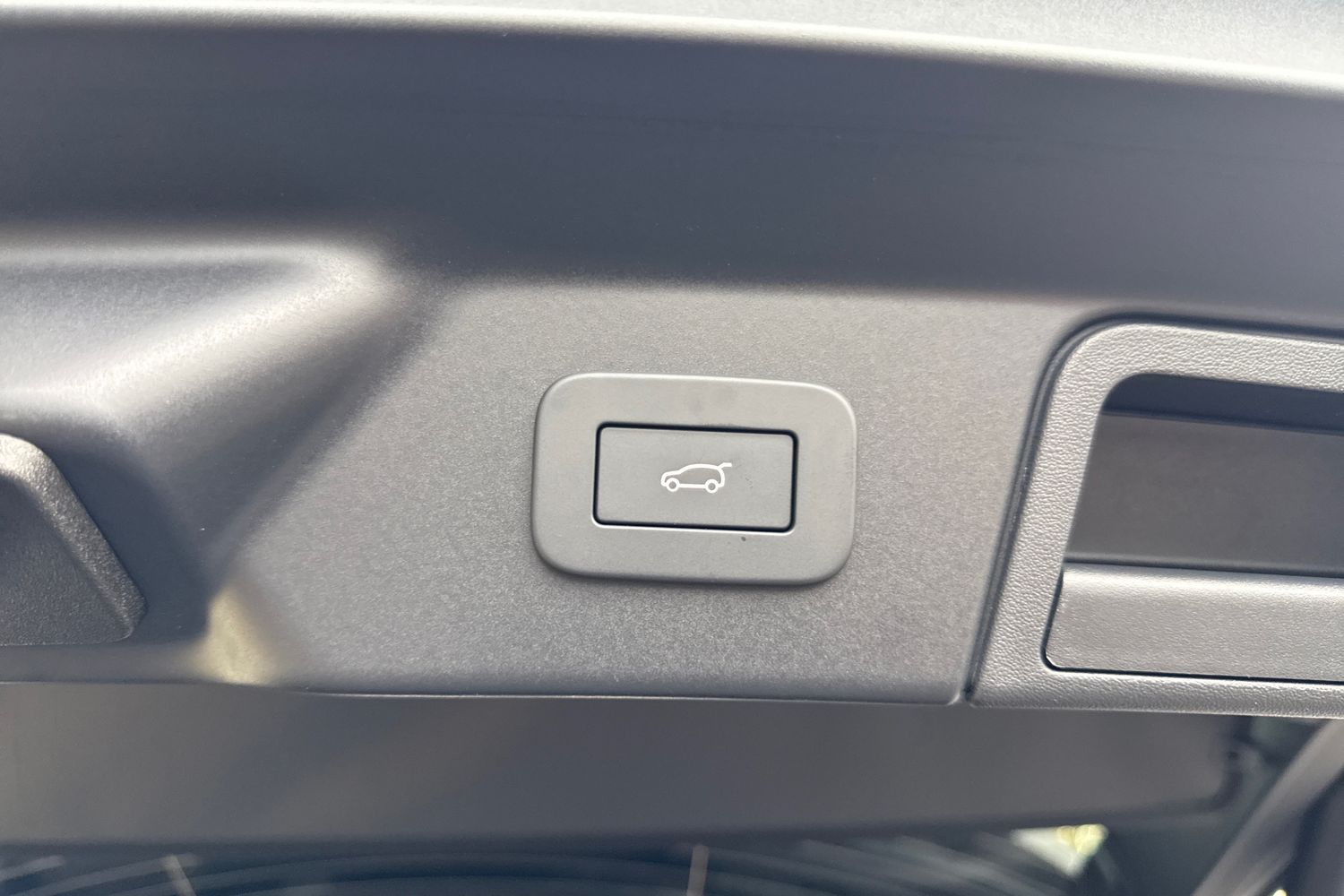 Used Land Rover Range Rover Velar 2025 for sale - 76416705: Photo 25