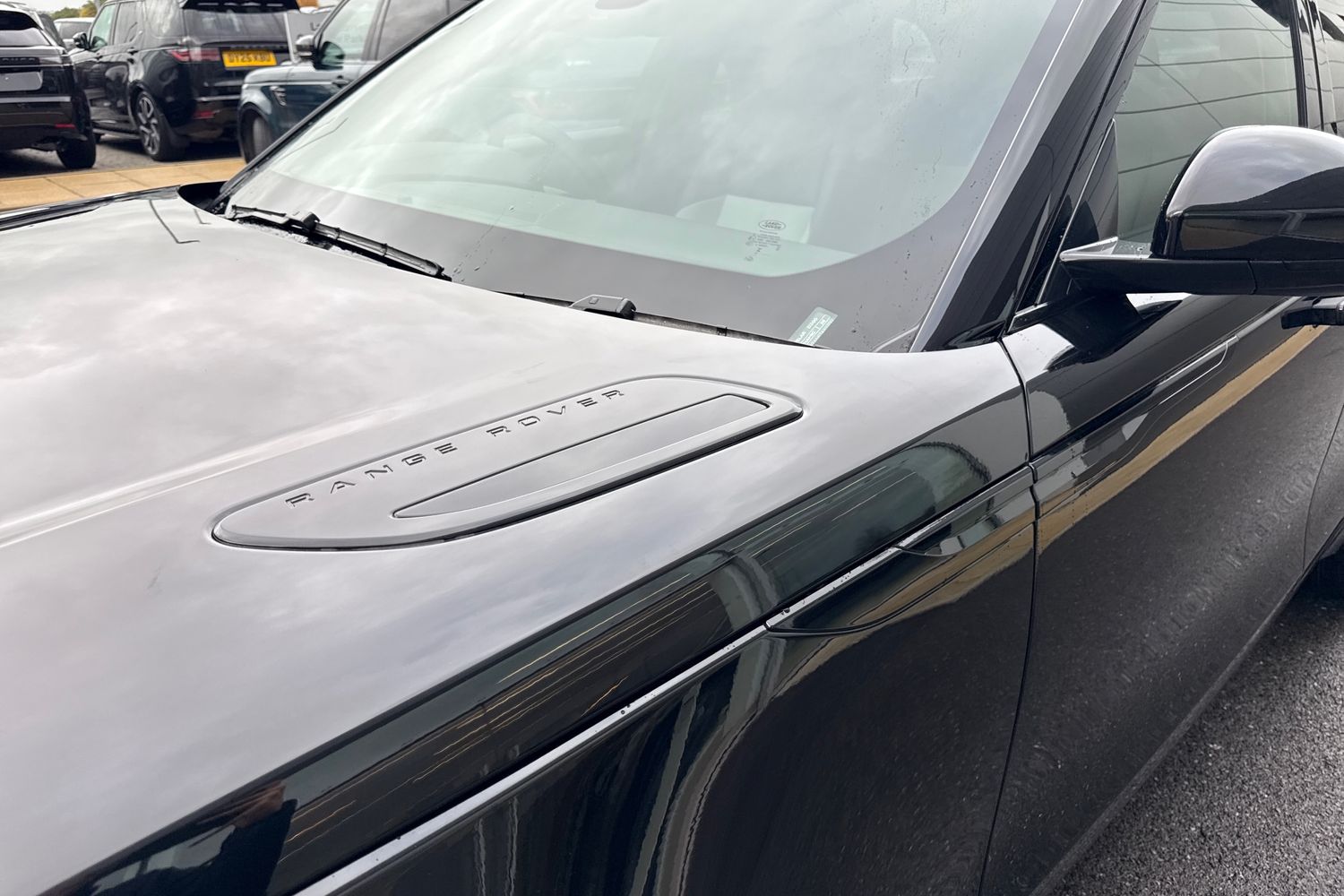 Used Land Rover Range Rover Velar 2025 for sale - 76416705: Photo 27