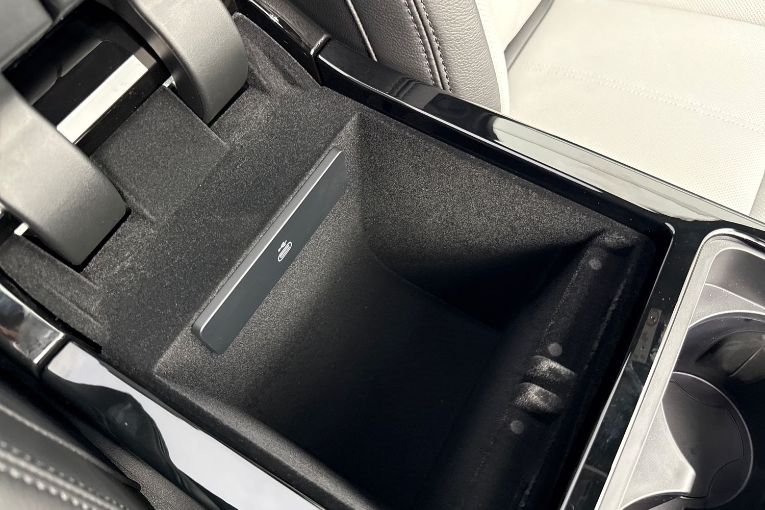 Used Land Rover Range Rover Velar 2025 for sale - 76416705: Photo 51