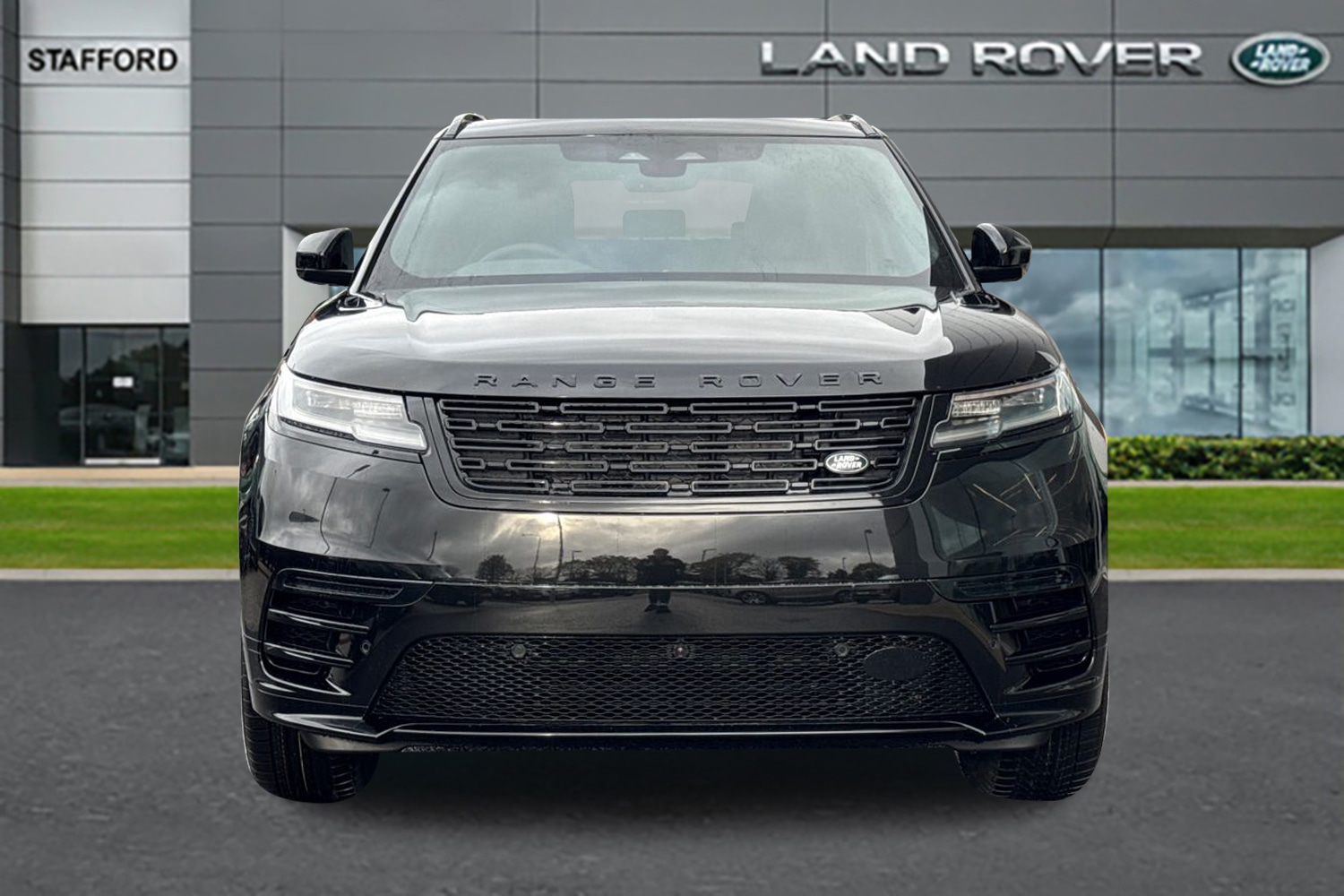 Used Land Rover Range Rover Velar 2025 for sale - 76416705: Photo 7