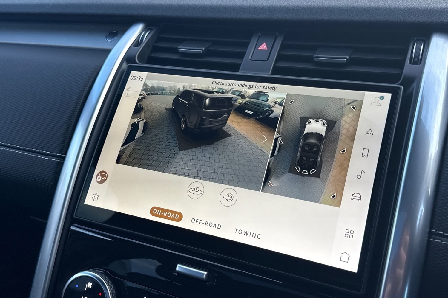 Used Land Rover Discovery 2024 for sale - 76855057: Photo 13