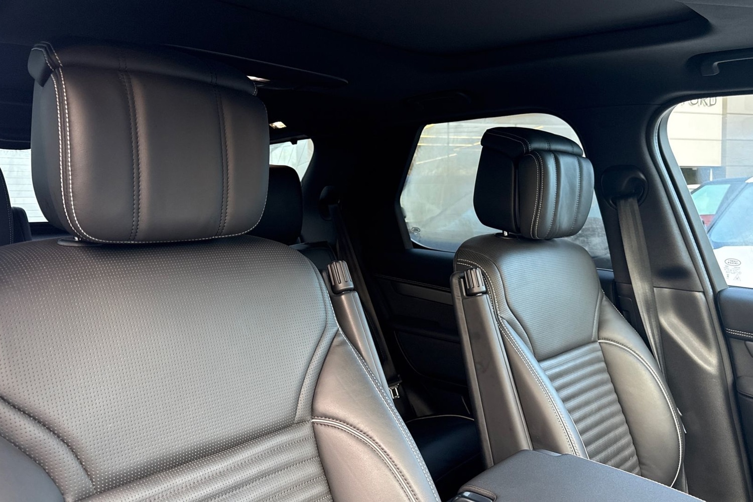 Used Land Rover Discovery 2024 for sale - 76855057: Photo 22