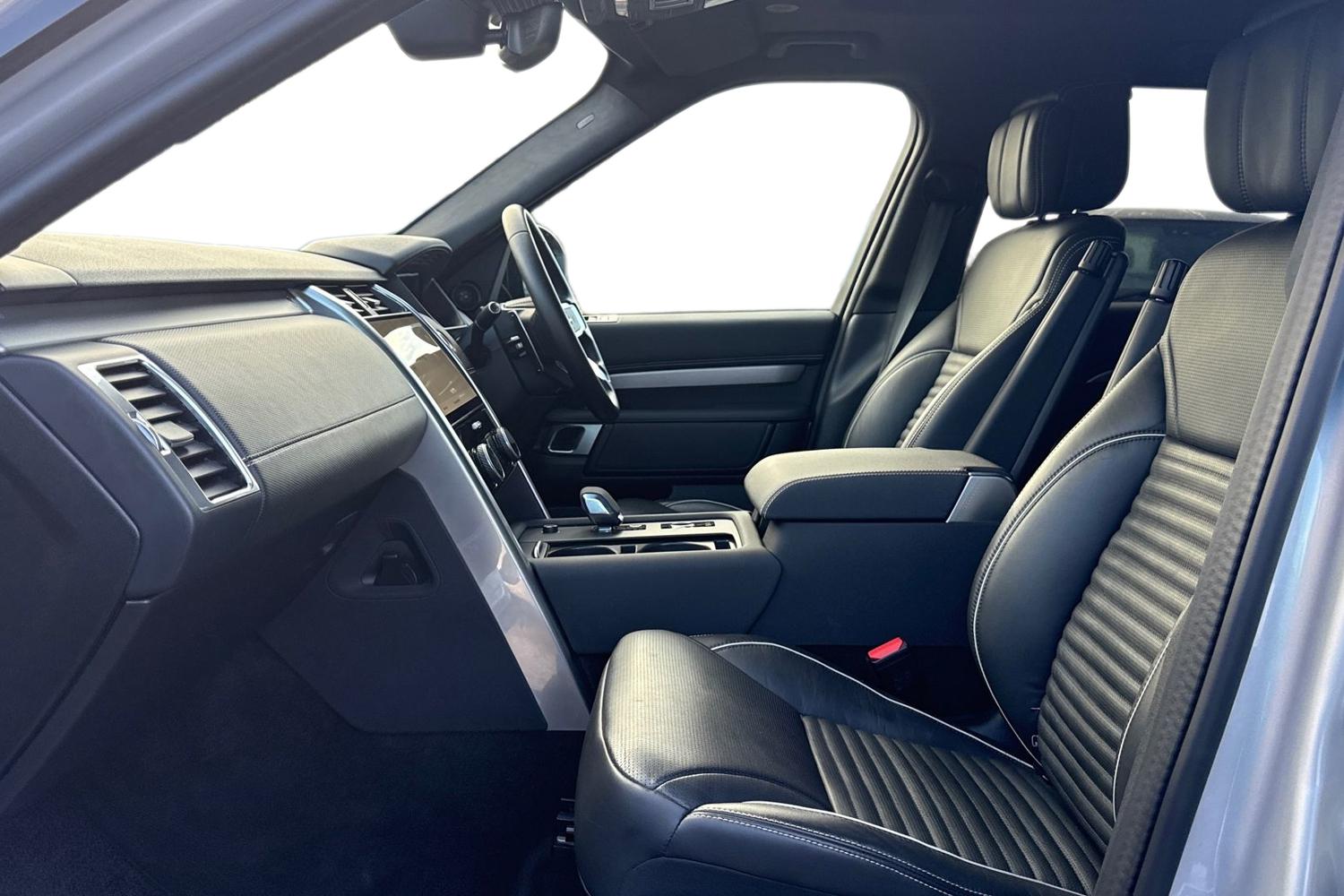 Used Land Rover Discovery 2024 for sale - 76855057: Photo 3