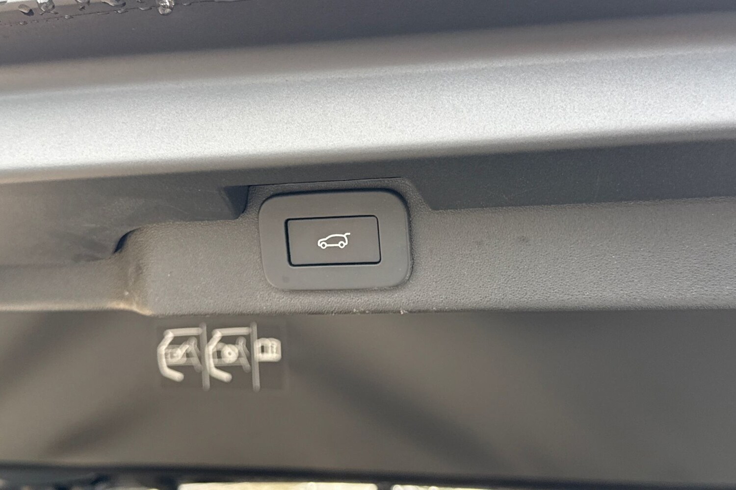 Used Land Rover Discovery 2024 for sale - 77620438: Photo 37