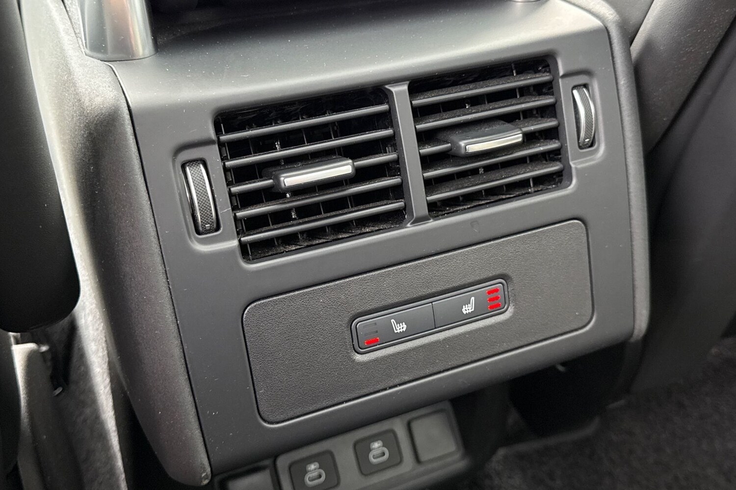 Used Land Rover Discovery 2024 for sale - 77620438: Photo 44