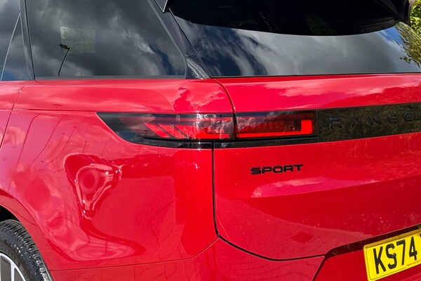 Used Land Rover Range Rover Sport 2024 for sale - 76065131: Photo 20
