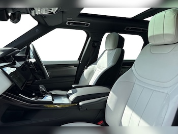 Used Land Rover Range Rover Sport 2024 for sale - 76065131: Photo 3