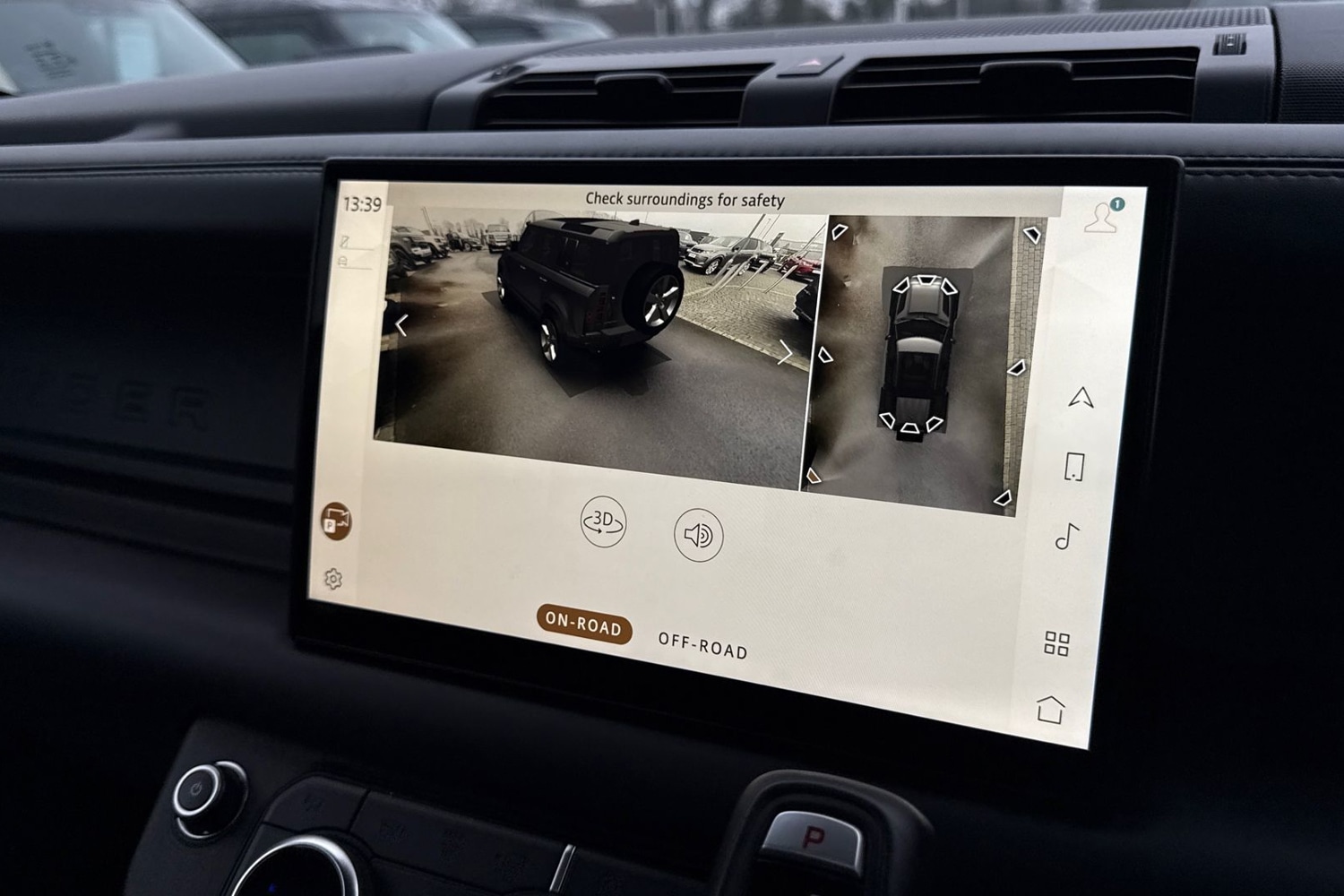 Used Land Rover Defender 2023 for sale - 77257674: Photo 13