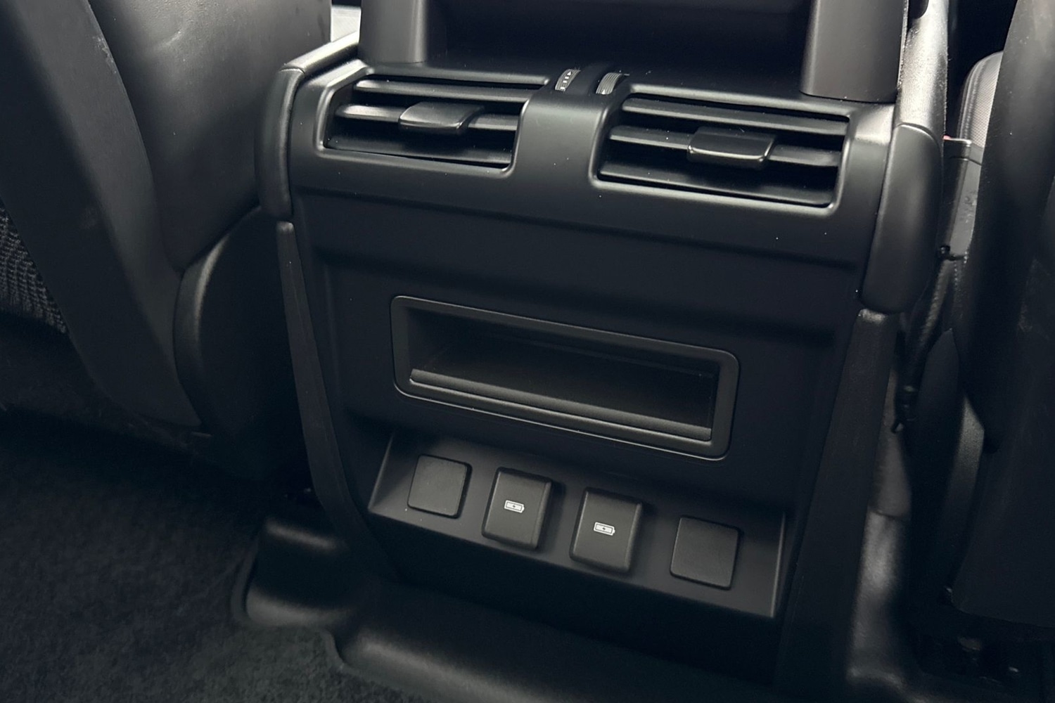 Used Land Rover Defender 2023 for sale - 77257674: Photo 19