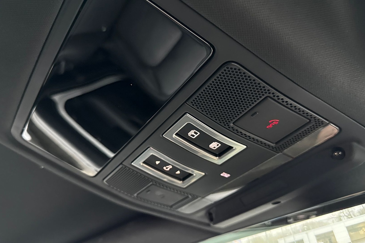 Used Land Rover Defender 2023 for sale - 77257674: Photo 24