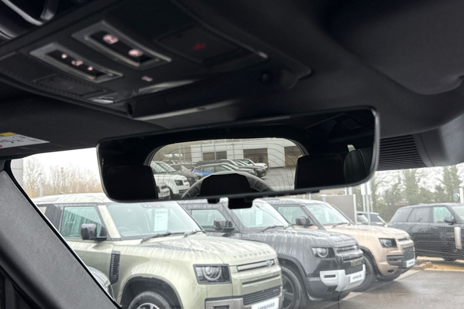 Used Land Rover Defender 2023 for sale - 77257674: Photo 44