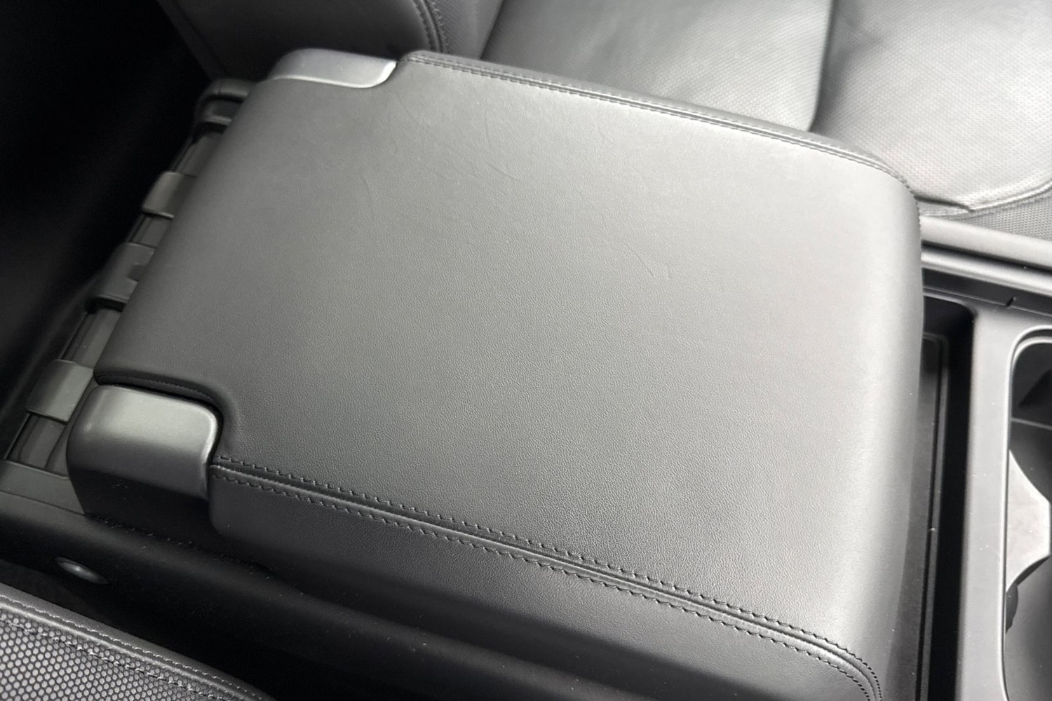 Used Land Rover Defender 2023 for sale - 77257674: Photo 48