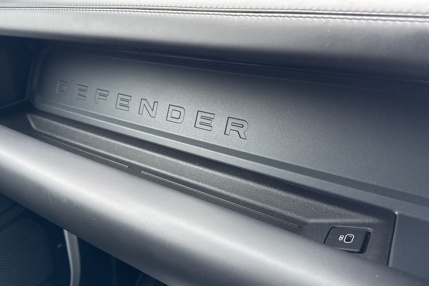 Used Land Rover Defender 2023 for sale - 77257674: Photo 51