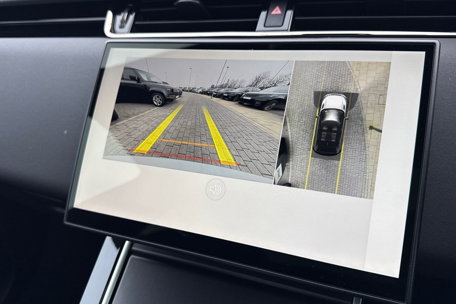 Used Land Rover Range Rover Evoque 2025 for sale - 77764516: Photo 12