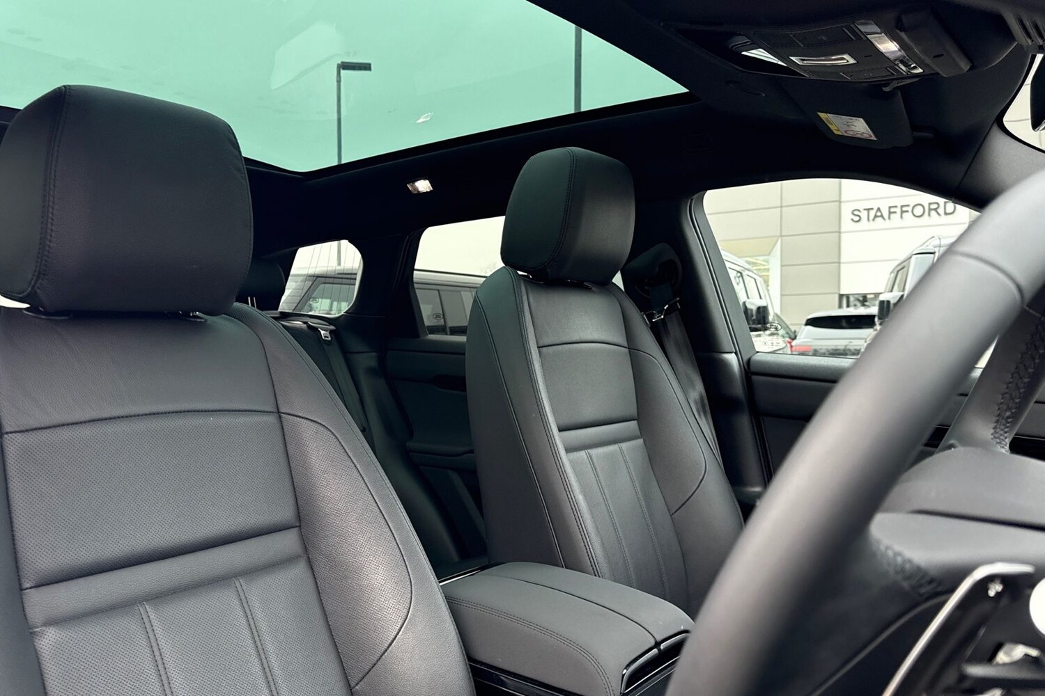 Used Land Rover Range Rover Evoque 2025 for sale - 77764516: Photo 21