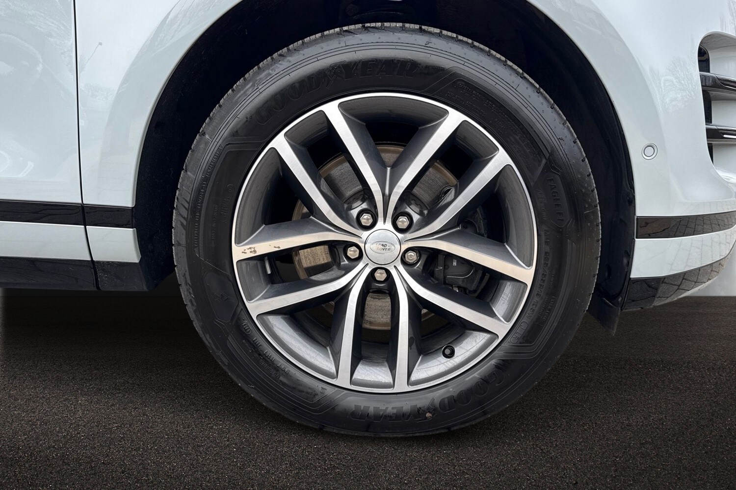 Used Land Rover Range Rover Evoque 2025 for sale - 77764516: Photo 8