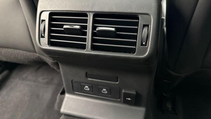 Used Land Rover Range Rover Velar 2023 for sale - 77226543: Photo 17