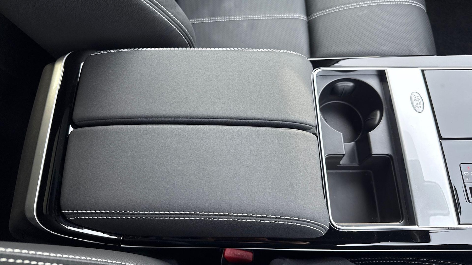 Used Land Rover Range Rover Velar 2023 for sale - 77981839: Photo 39