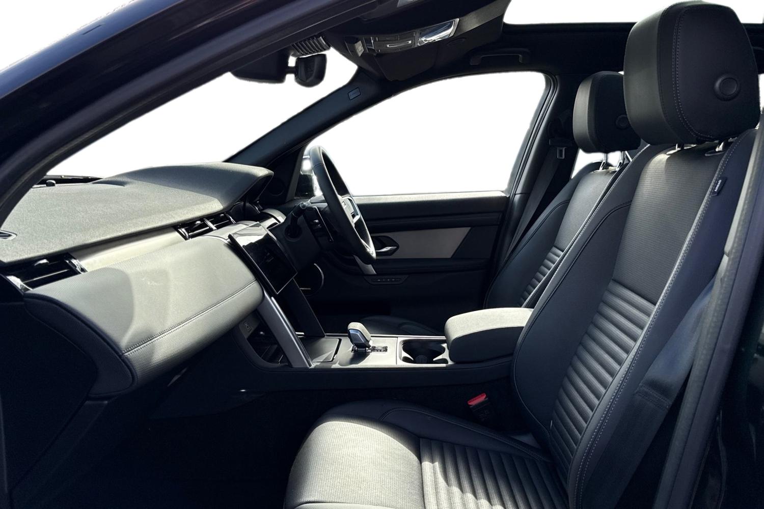 Used Land Rover Discovery Sport 2025 for sale - 77764551: Photo 3