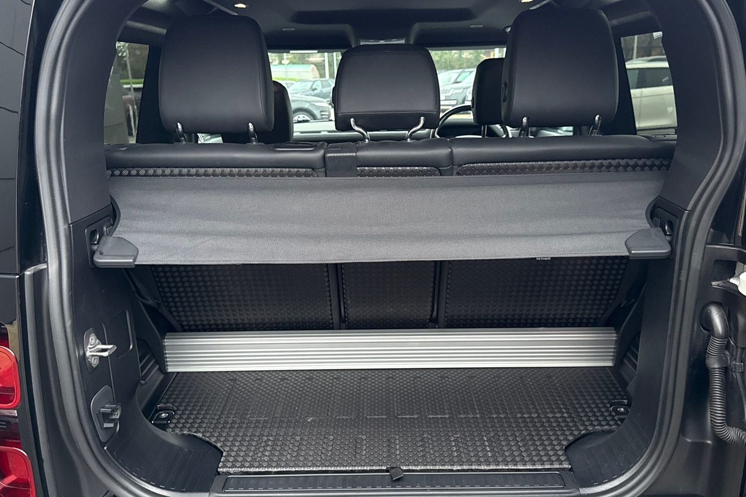 Used Land Rover Defender 90 2023 for sale - 76985333: Photo 11