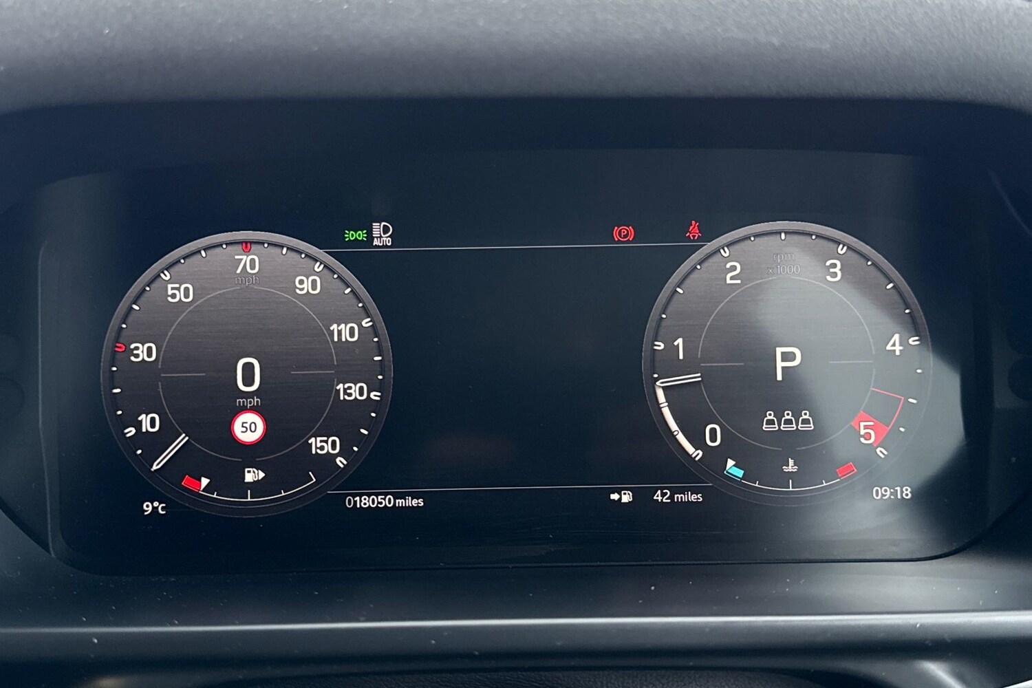 Used Land Rover Defender 90 2023 for sale - 76985333: Photo 17