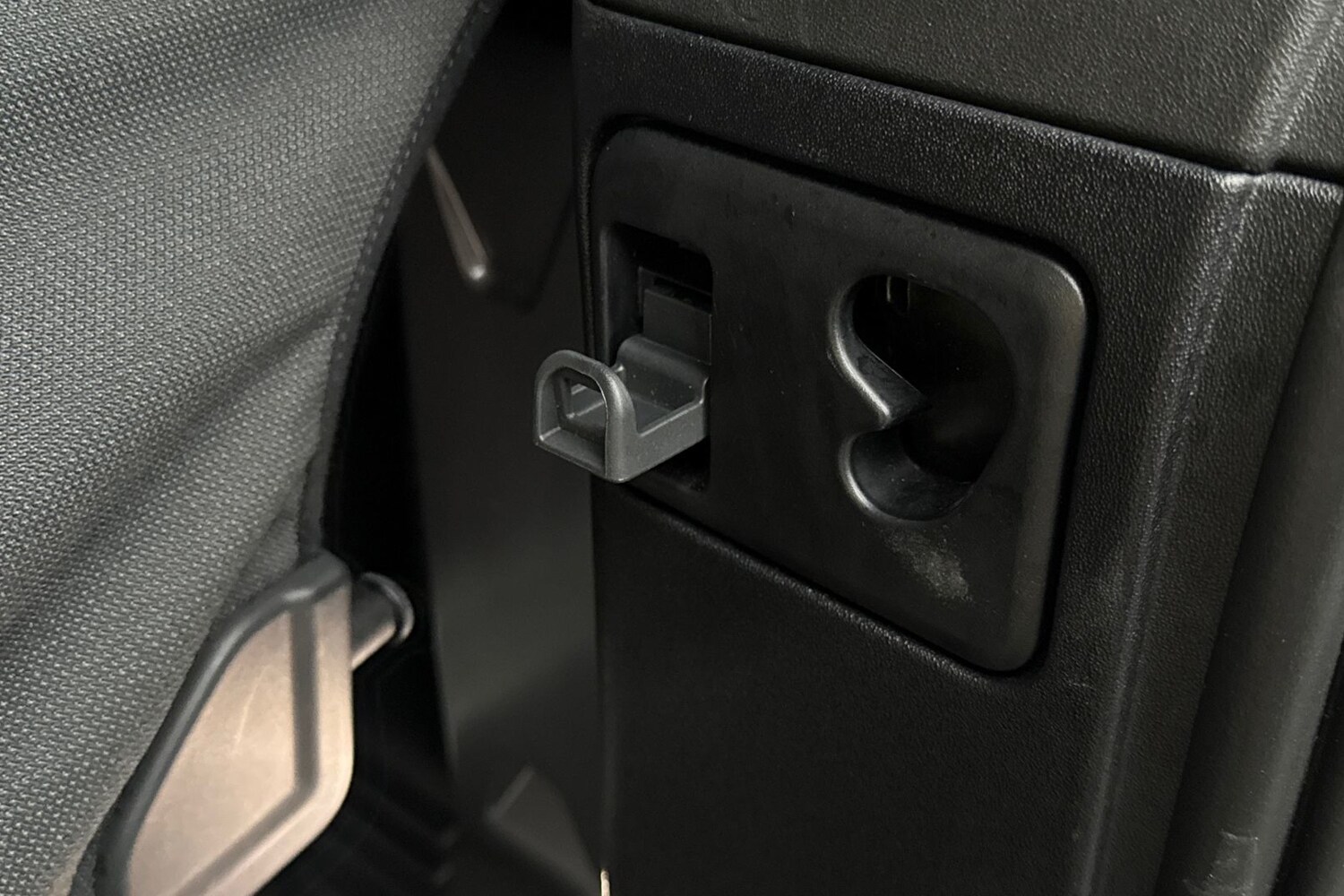 Used Land Rover Defender 90 2023 for sale - 76985333: Photo 28