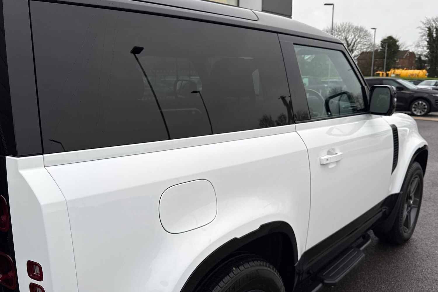 Used Land Rover Defender 90 2023 for sale - 76985333: Photo 38