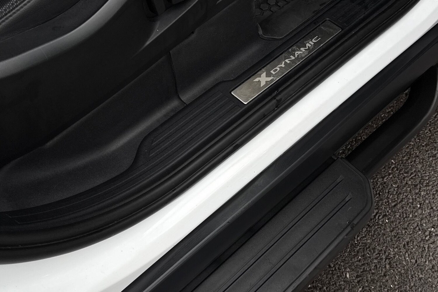 Used Land Rover Defender 90 2023 for sale - 76985333: Photo 43