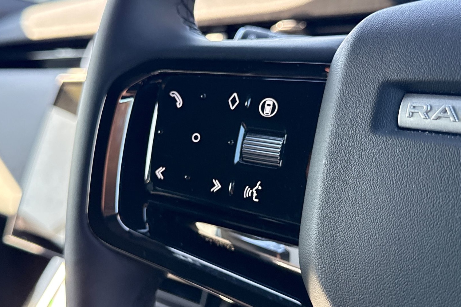 Used Land Rover Range Rover Evoque 2025 for sale - 77943769: Photo 45