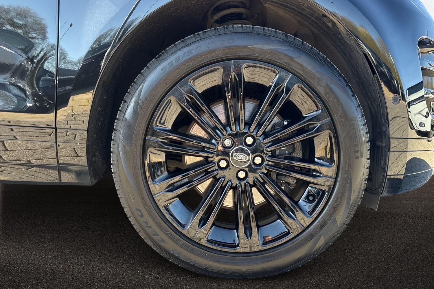 Used Land Rover Range Rover Evoque 2025 for sale - 77943769: Photo 9