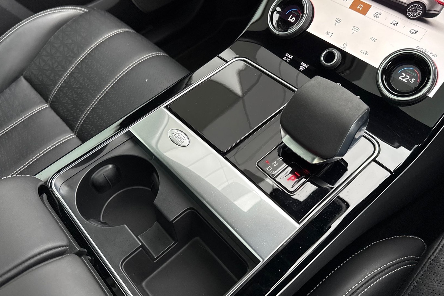 Used Land Rover Range Rover Velar 2022 for sale - 76546109: Photo 14