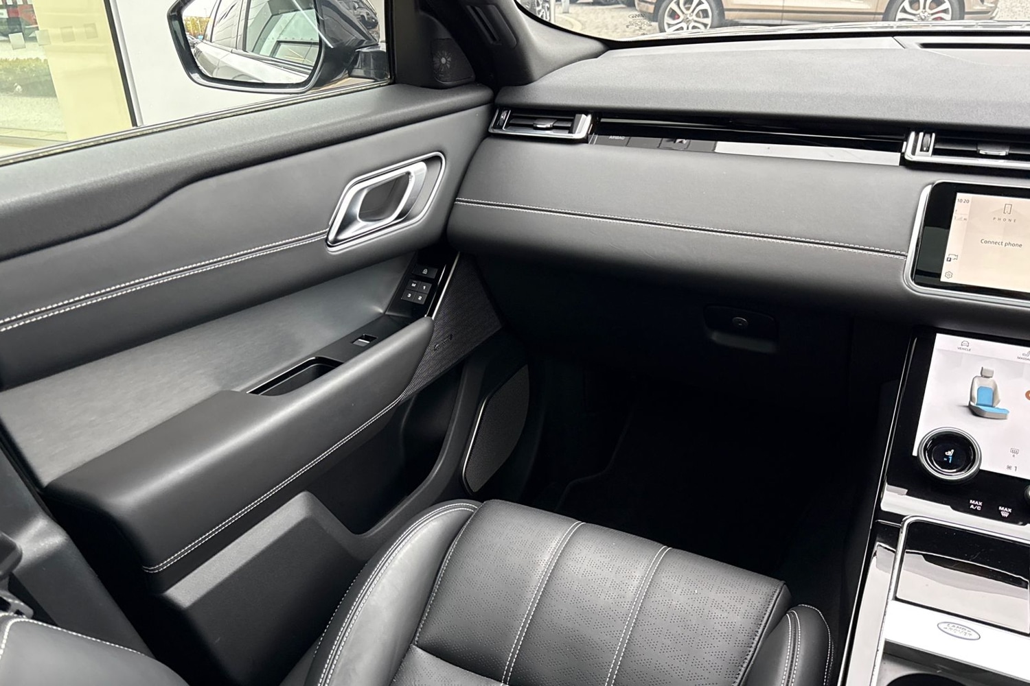 Used Land Rover Range Rover Velar 2022 for sale - 76546109: Photo 50