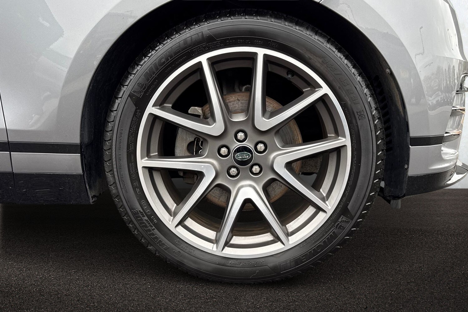 Used Land Rover Range Rover Velar 2022 for sale - 76546109: Photo 9