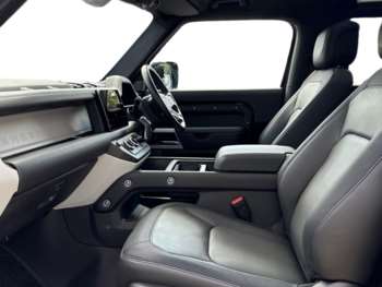 Used Land Rover Defender 90 2024 for sale - 75075531: Photo