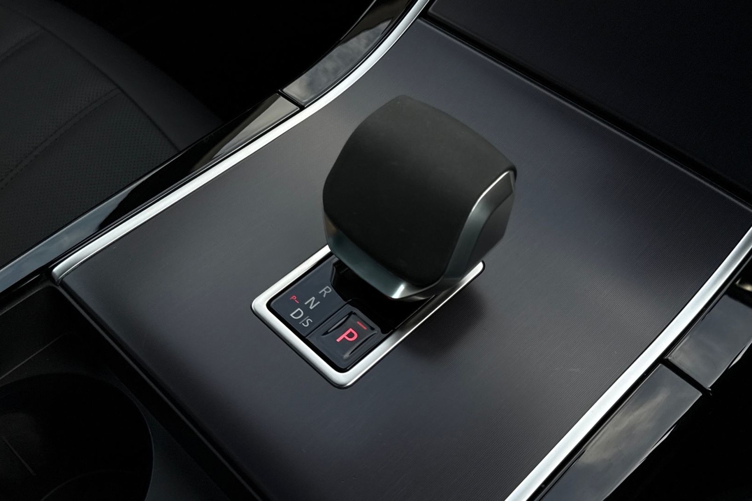 Used Land Rover Range Rover Evoque 2025 for sale - 77728798: Photo 13